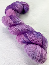 Artyarns Cashmere 5 worsted cashmere yarn in H series, showing soft, cream-colored 5-ply skein with textured fibers.