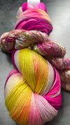 Artyarns - Kit - Beautiful Triangle Ombre Shawl Kit