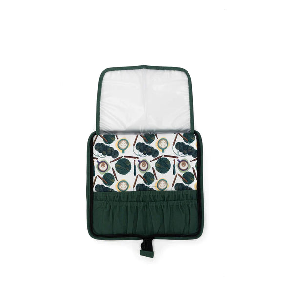 Della Q + Chicken Boots - DPN/Crochet Hook Case (DQ2023)