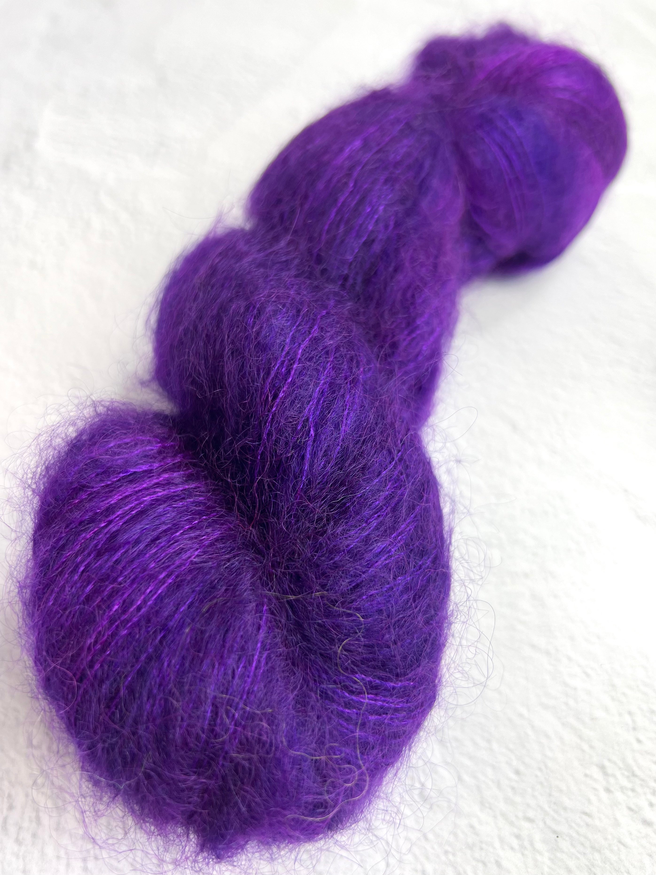 Hedgehog Fibres - Kidsilk lace