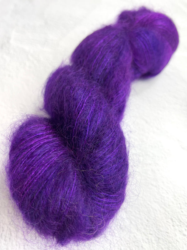 Hedgehog Fibres - Kidsilk lace