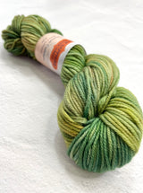 Jade Sapphire 8 ply cashmere yarn in agate color, soft and luxurious cashmere fiber for knitting or crafting.