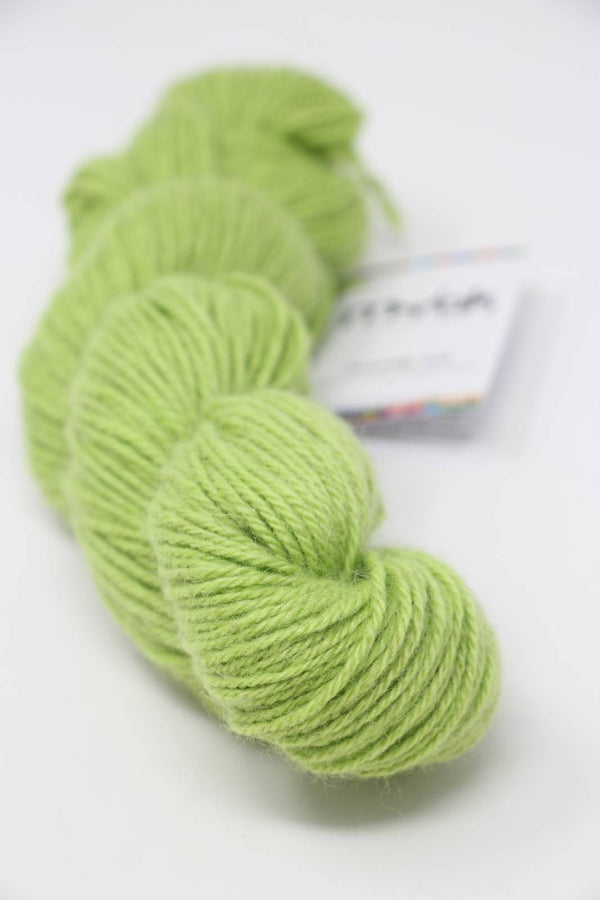 MYAK - Baby Yak - Medium (Sport Weight)