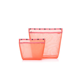 Della Q - Oh Snaps - Standing Oh Snaps