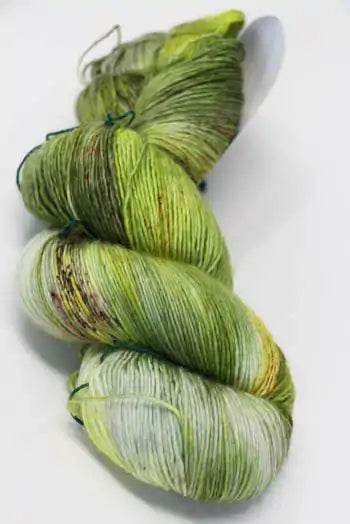 Tosh Merino Light - Multicolor and speckled yarns