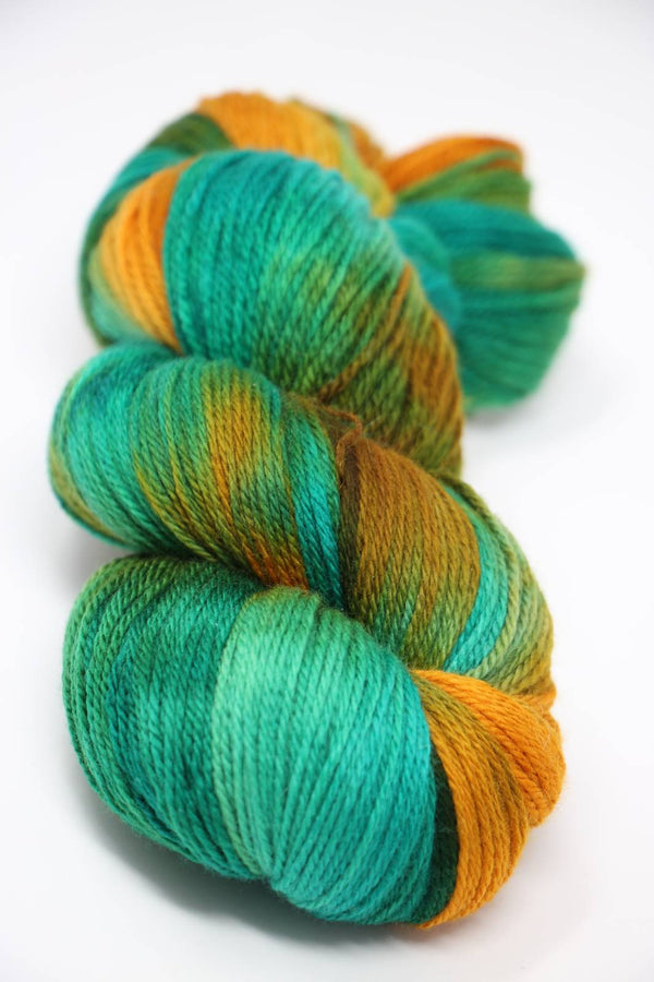 Close-up of Artyarns Merino Cloud Yarn in H Series, showcasing soft, fluffy merino wool fibers in a natural, cozy texture.