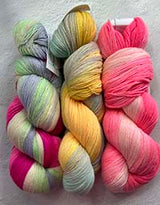 ARTYARNS | Knit Kits | SEPT 2024 KAL | Painted chevrons SHAWL