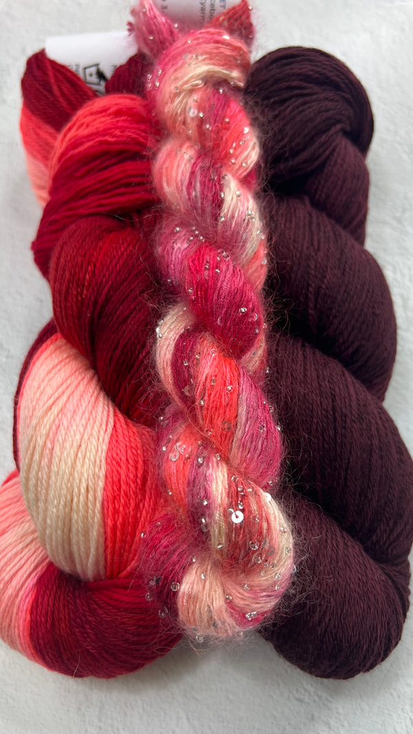 Artyarns - Inspiration Club - September 2025 - Ixora Blossoms Shawl Kit