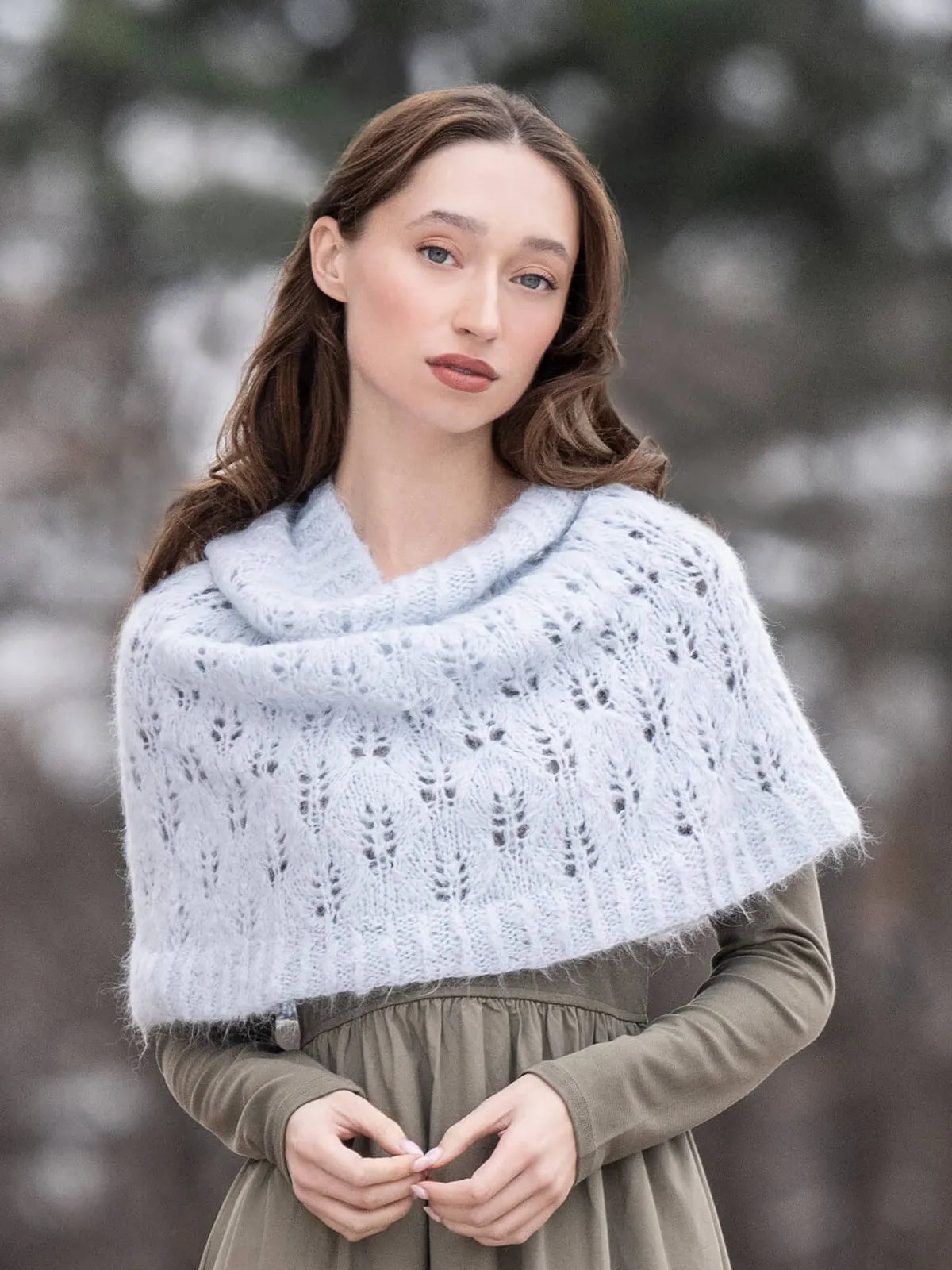 Blue Sky Fibers | Brushed Suri | Rime Frost Snood
