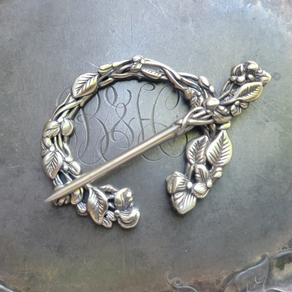 Jul Designs - Shawl Pins