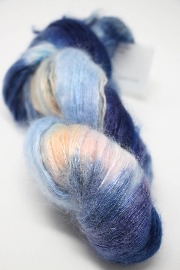 Artyarns - Inspiration Club - September 2022 - Tibetan Sunset
