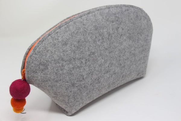 Brooklyn Haberdashery - Brigid Pom Pom Pouch