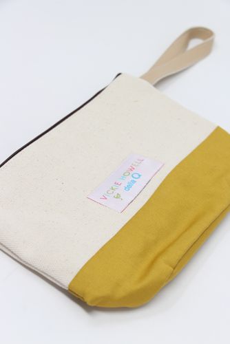 Vickie Howell For Della Q Tote + Zip Pouch