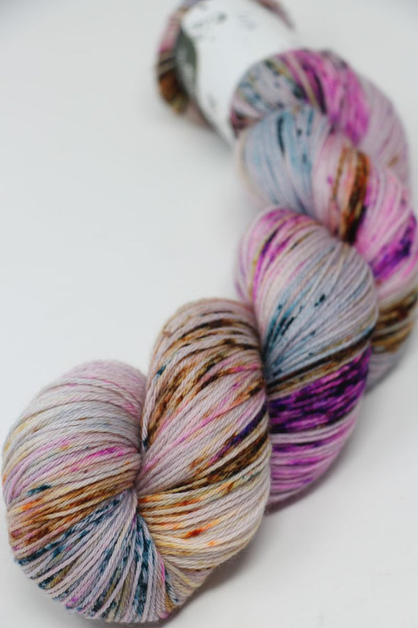Hedgehog Fibres -Hedgehog Sock Yarn