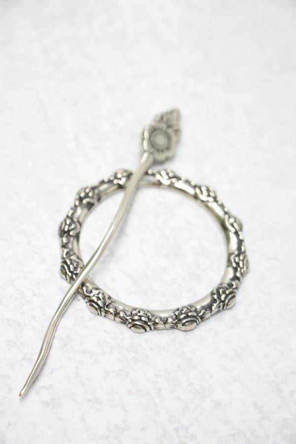Jul Designs - Shawl Pins