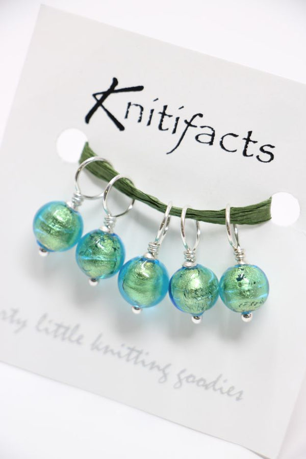 Knitifacts Stitch Markers- Med (to Size US9/5.50mm)