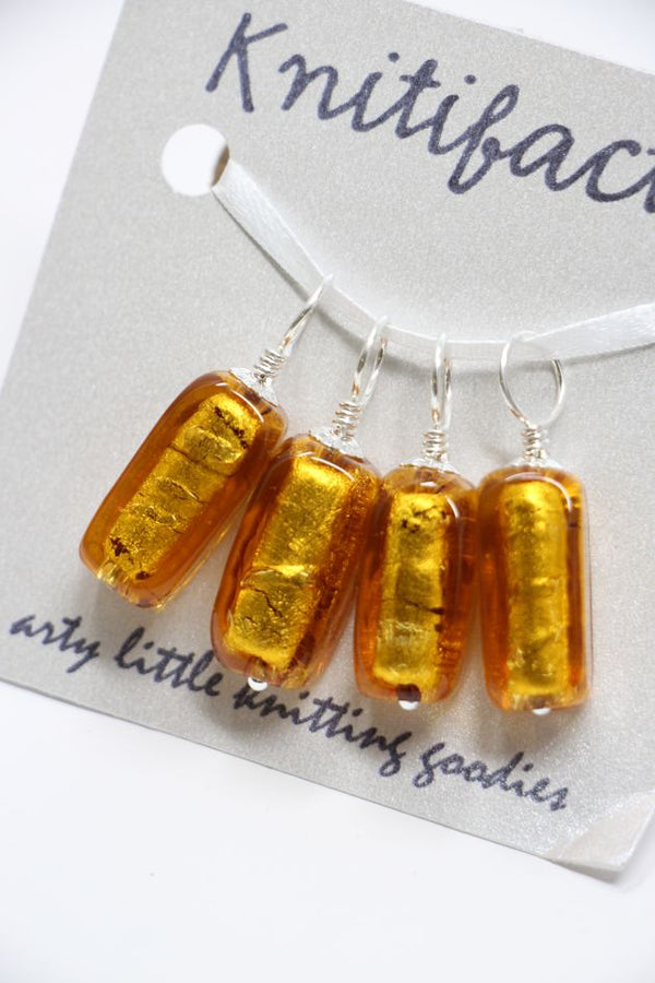 Knitifacts Stitch Markers- Med (to Size US9/5.50mm)
