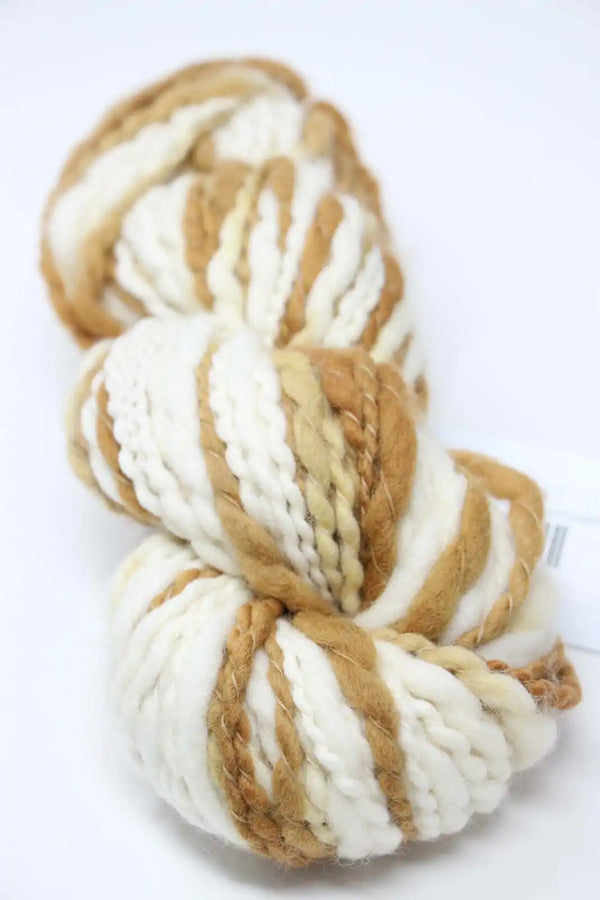 Kinua Yarns - The Flamé Handspun - Organic Wool