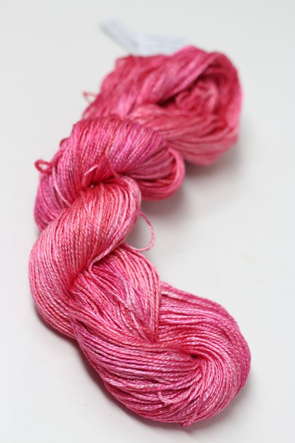 Mora Silk Fingering