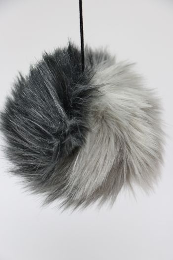 Faux Fur Pom Poms (Snap Or Tie)