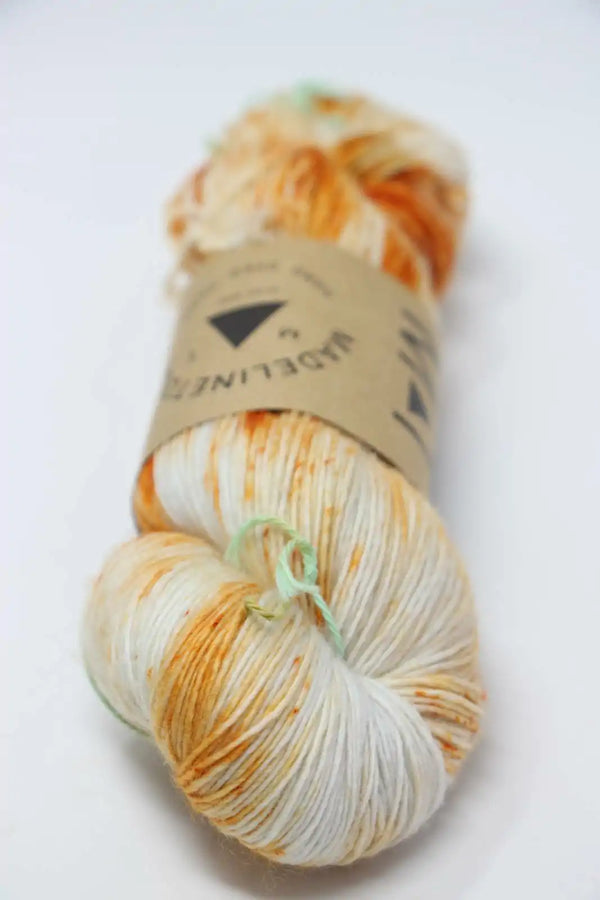 Tosh Merino Light - Multicolor and speckled yarns