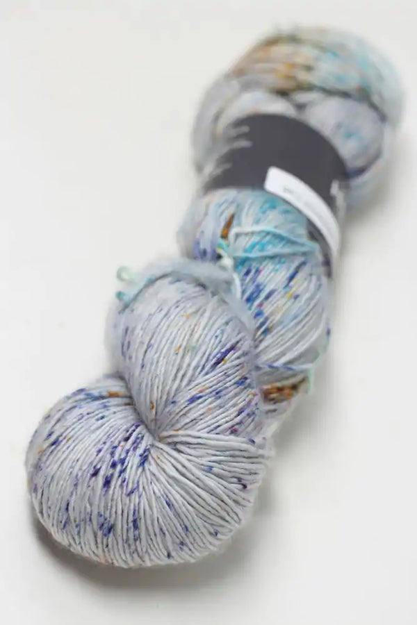 Tosh Merino Light - Multicolor and speckled yarns