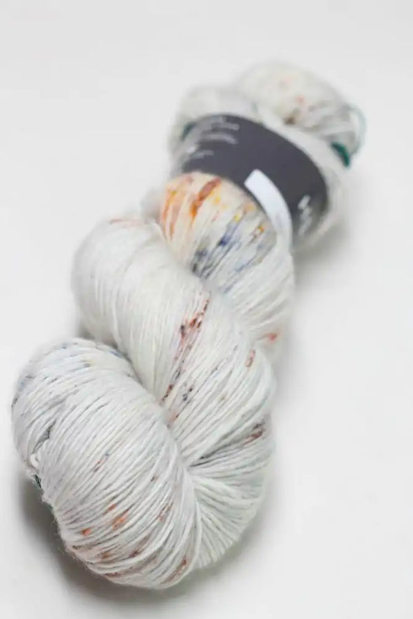 Tosh Merino Light - Multicolor and speckled yarns