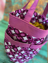 Della Q Yarn Cleo & Tess knitting bag in summit color, featuring stylish, spacious design for storing knitting supplies.
