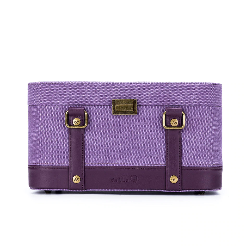 Della Q | Makers Collection | Train Case