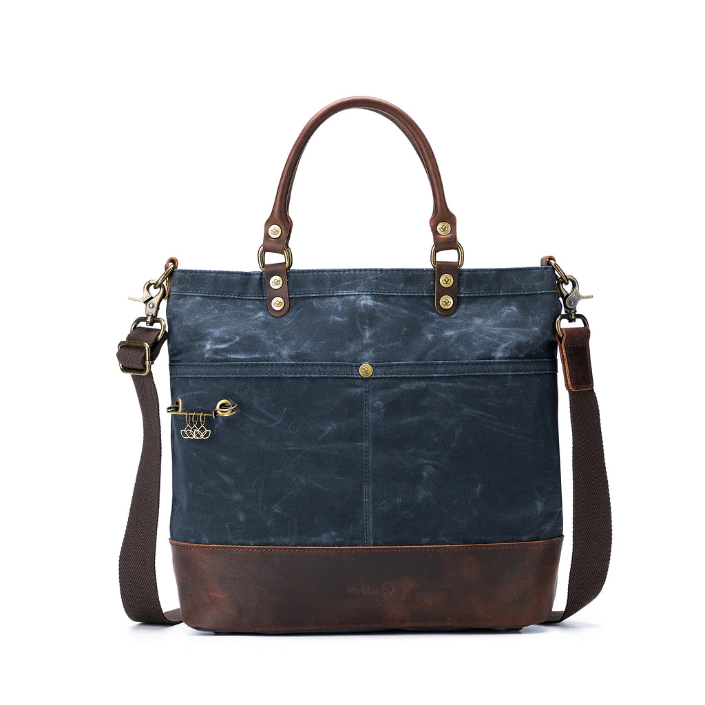 Della Q | Makers Collection | Canvas Tote