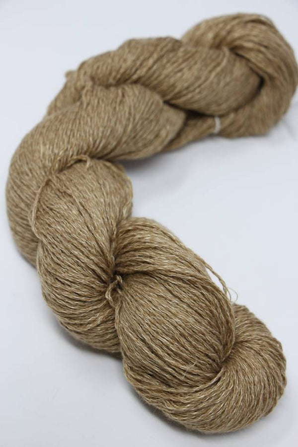 Jade Sapphire Sylph linen and cashmere yarn in a soft sandcastle color, showcasing the luxurious blend of cashmere and linen fibers.