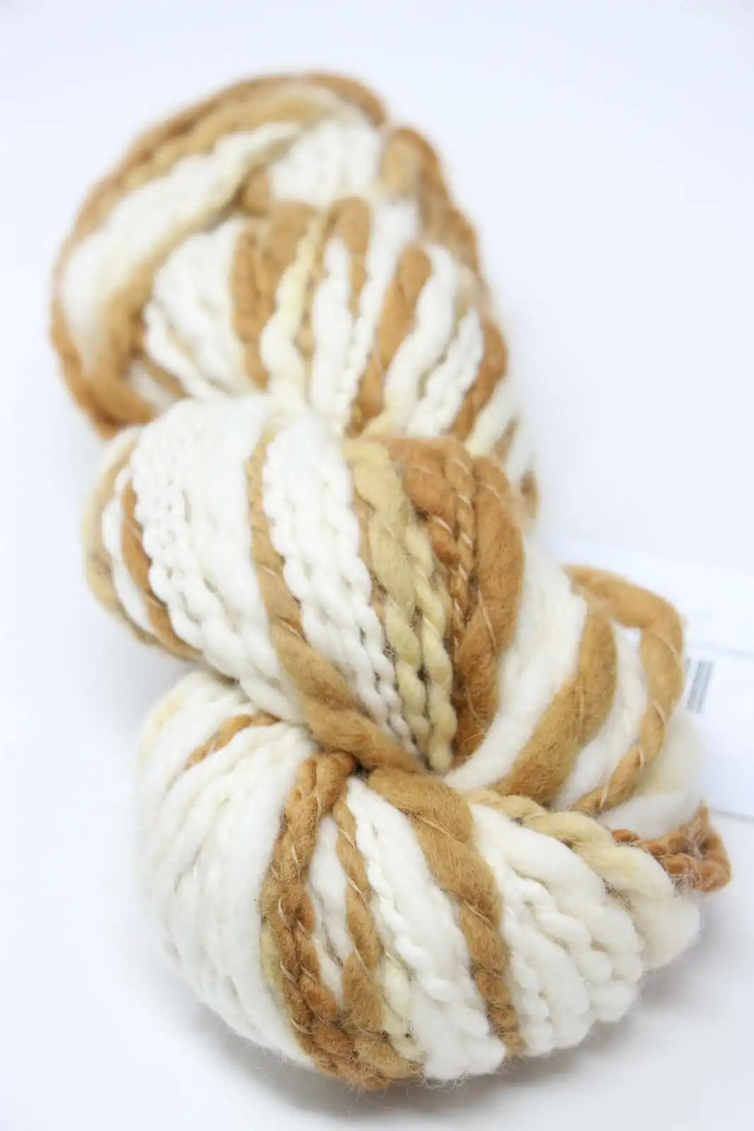 Kinua Yarns - The Flamé Handspun - Organic Wool