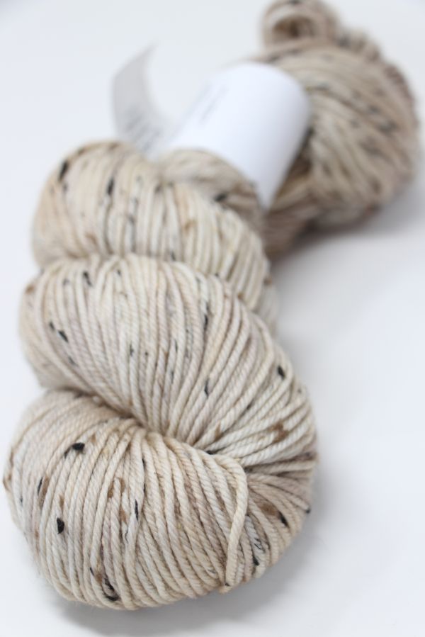 Meadowcroft Dyeworks - Donegal Cottage Tweed - DK