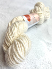 Ivory (00)