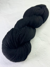 BLACK (095)