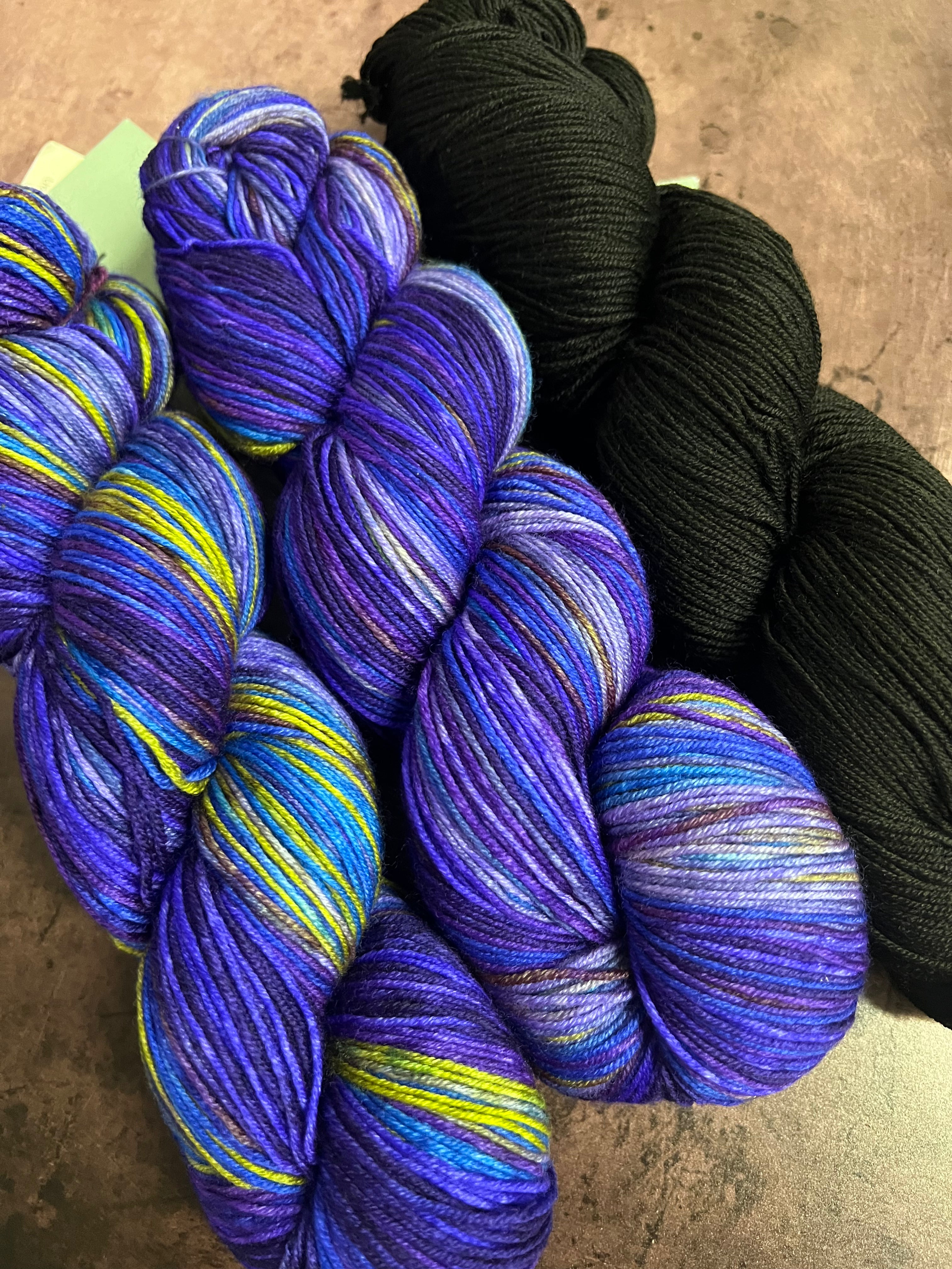 Urth Yarns | Papillon Shawl Kit