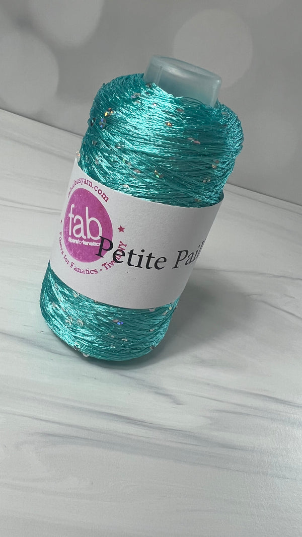 Petite Paillette - Sequined yarn