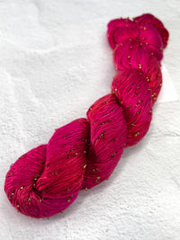 H25 Hot Coral Pinks