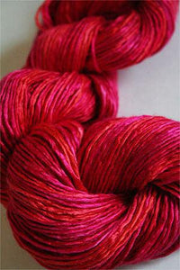 H25 Hot Coral Pinks