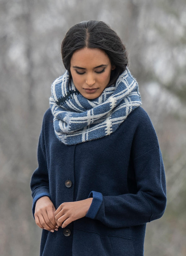 Blue Sky Fibers | WoolStok | Aurora Infinity Cowl Kit