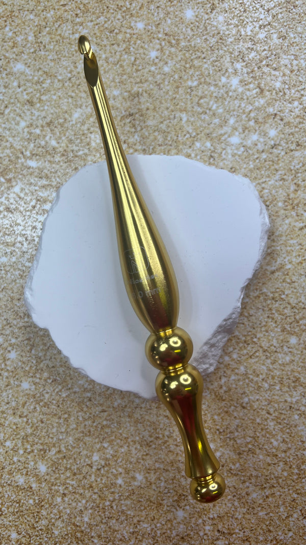 Le Paris - Anodized -Aluminum Sculpted Crochet Hooks