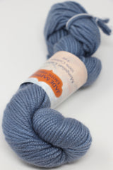 Blue Jade Sapphire 8 Ply Cashmere yarn ball, soft and luxurious cashmere fiber, perfect for knitting or knitting projects.