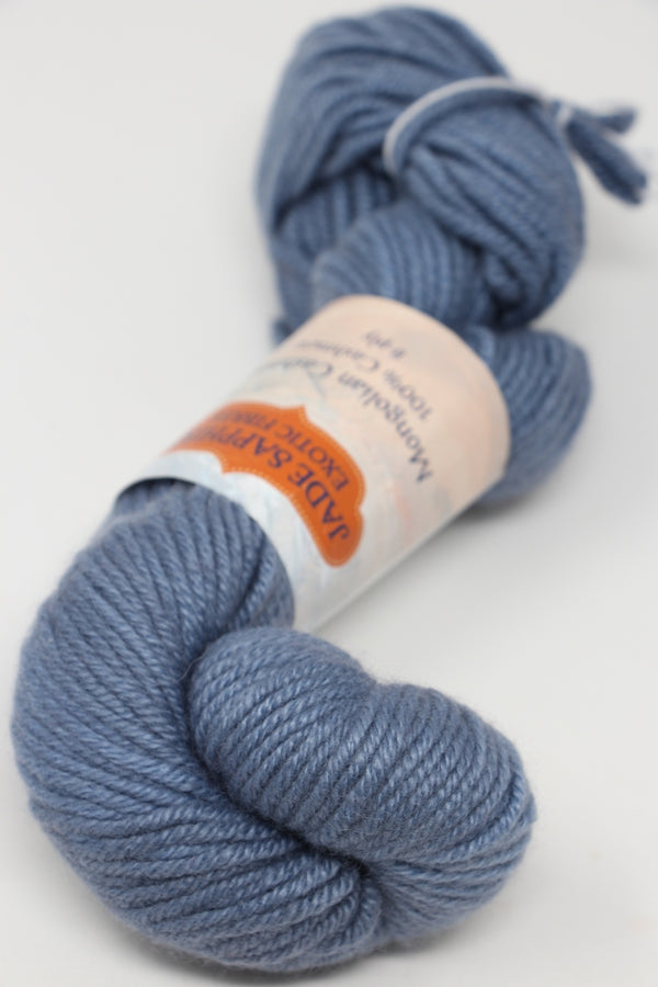 Blue Jade Sapphire 8 Ply Cashmere yarn ball, soft and luxurious cashmere fiber, perfect for knitting or knitting projects.