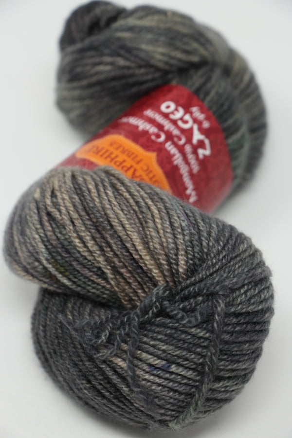 Jade Sapphire Zageo 6 Ply Cashmere yarn in earthy tones, showcasing soft, luxurious cashmere fibers and vibrant multibase colors.