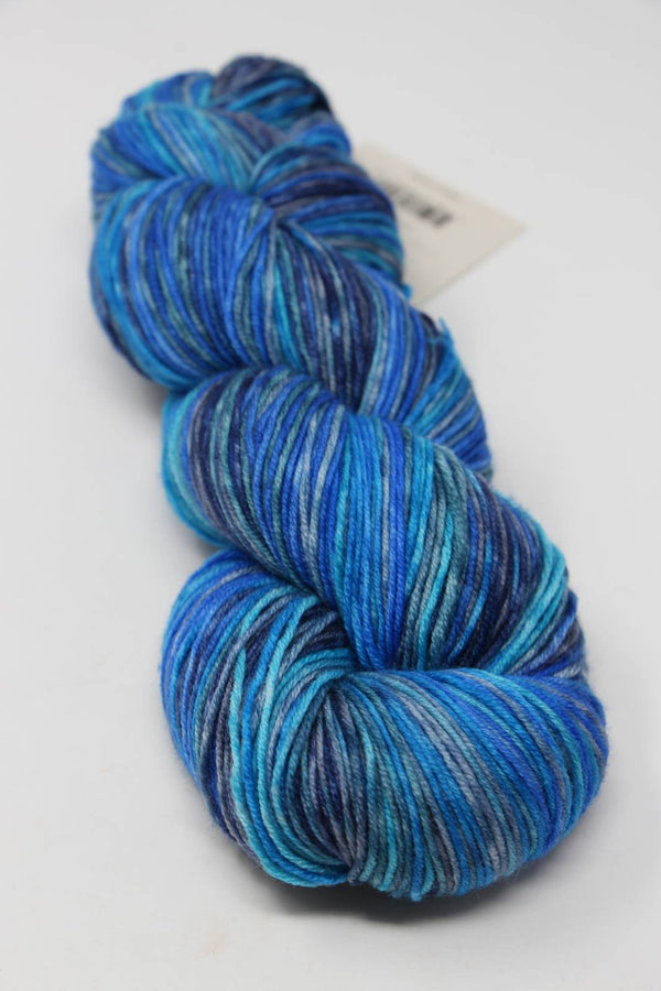 Urth Yarns | Uneek Fingering Yarn