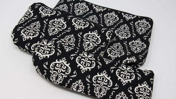 Della Q - Zip Pouches