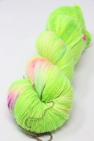 Tosh Merino Light - Barbie Inspiration Colors