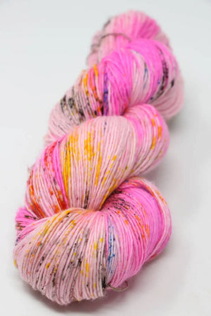 Tosh Merino Light - Barbie Inspiration Colors