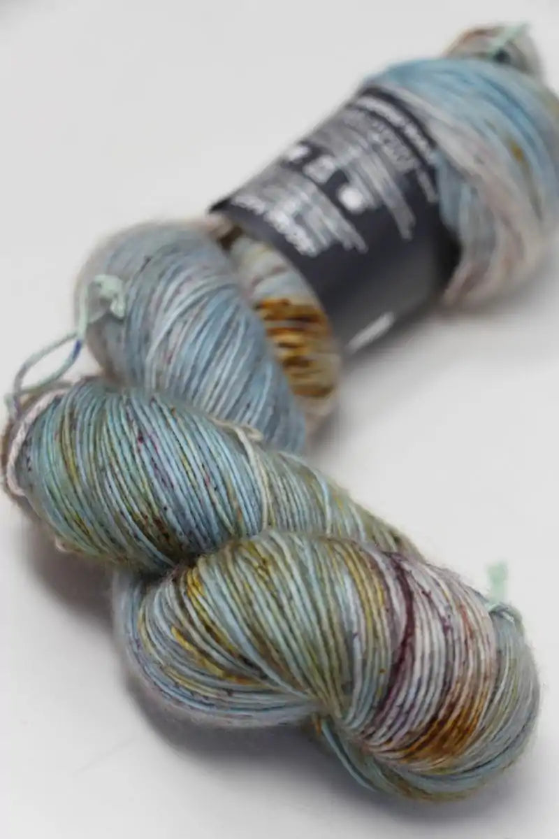 Tosh Merino Light - Multicolor and Speckled Yarns - Lamplight