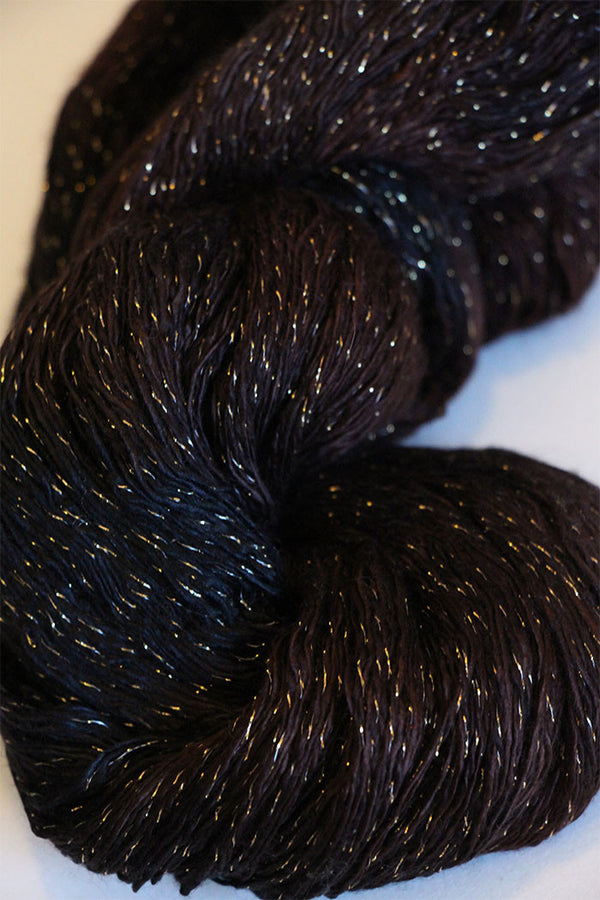 Artyarns Merino Cloud Yarn in H Series, soft and lightweight wool yarn with subtle color variations, displayed in a close-up image.